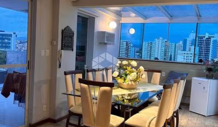COBERTURA DUPLEX DE 3 QUARTOS NO BAIRRO CAMPINAS - SÃO JOSÉ/SC