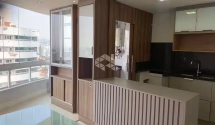 APARTAMENTO DE 3 SUÍTES NO BAIRRO ESTREITO - FLORIANÓPOLIS/SC