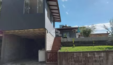 CASA DE 2 QUARTOS NO RIBEIRÃO DA ILHA - FLORIANÓPOLIS/SC