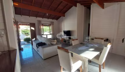 CASA  2 QUARTOS NO RIBEIRÃO DA ILHA - FLORIANÓPOLIS/SC
