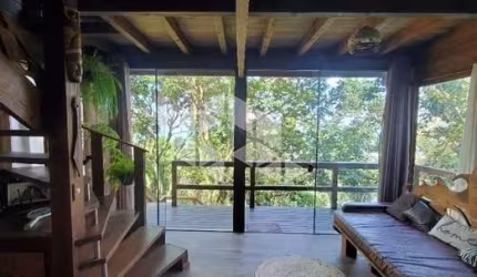 CASA 1 DORMITÓRIO NO PÂNTANO DO SUL - FLORIANÓPOLIS/SC