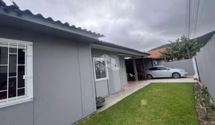 CASA 2 QUARTOS NOS INGLESES - FLORIANÓPOLIS/SC