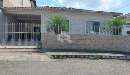 2 CASAS 4 QUARTOS EM FORQUILHAS,  SÃO JOSÉ/SC