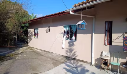 CASA 3 QUARTOS, 1 SUÍTE, 2 BAHNHEIROS , PRAIA DE FORA- PALÇHOÇA / SC