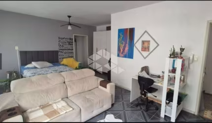 CASA 3 DORMITÓRIOS COM LOJA COMERCIAL BALNEÁRIO - FLORIANÓPOLIS/SC