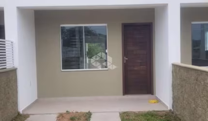 Casa com 2 dormitórios no bairro São João do Rio Vermelho em Florianópolis/SC