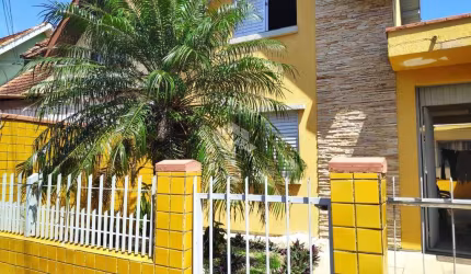 Casa 2 dormitórios  no Bairro Vargem do Bom Jesus