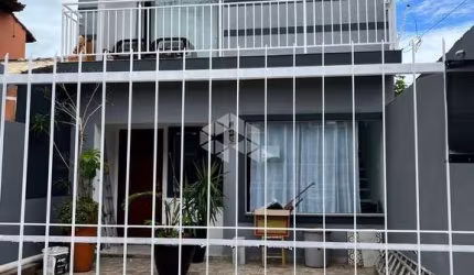 Sobrado 2 dormitórios no bairro Ingleses do Rio Vermelho em Florianópolis/SC