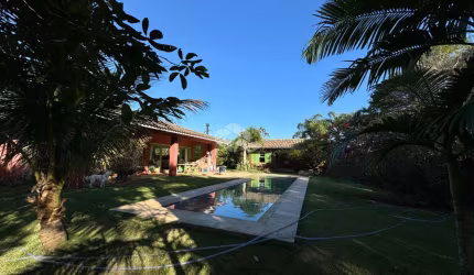 Casa 4 dormitórios sendo 3 suítes no Rio Vermelho em Florianópolis