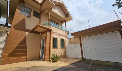 Excelente Casa 3 Dorm nos Ingleses