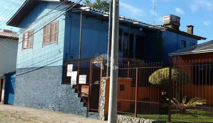 Casa mista com patio