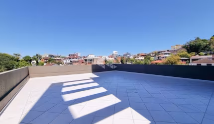 AMPLO APARTAMENTO COM TERRAÇO
