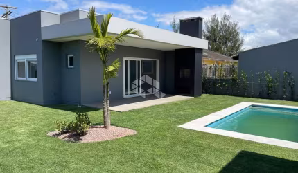 Casa  em Arroio do Sal - Conforto, Modernidade e Qualidade de Vida!