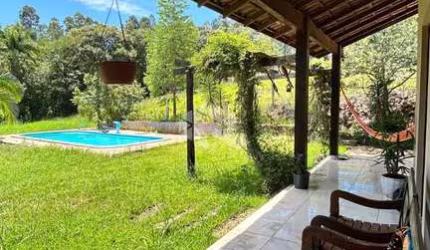Vende-se Chácara em Feliz com Casa