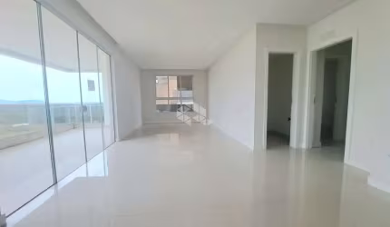 Apartamento quadra mar mobiliado 03 quartos Meia Praia, Itapema 250m do mar