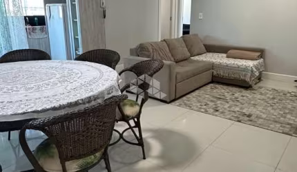 Apartamento Diferenciado e Mobiliado a Poucos Passos da Praia de Perequê, Porto Belo