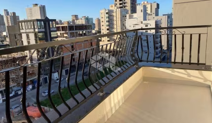 Apartamento com duas suítes em Porto Belo, pronto para morar.