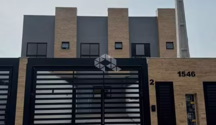 Sobrado no Morretes, Novinho com 02 suÍtes, Próximo Stor Lanches