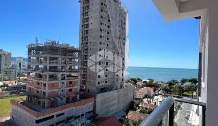 Apartamento a venda em Porto belo próximo ao mar, 02 suítes e 02 vagas de garagem