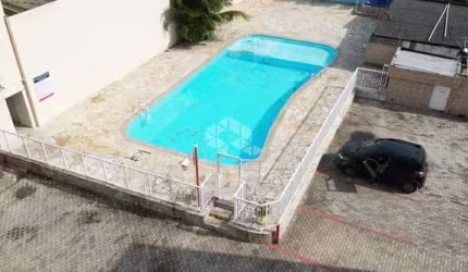 Apartamento mobiliado de 69,00m², 02 dormitórios, 01 banheiro, sacada com churrasqueira, 01 vaga  garagem coberta de 14,00m².  Área de lazer completa