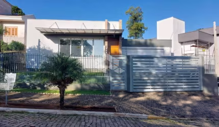 Belíssima residência localizada em Sapiranga no bairro Centenário.