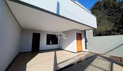 Casa com 3 dormitórios, suíte com closed, sala de estar, living com churrasqueira, cozinha, aceita financiameno bancário, FGTS.