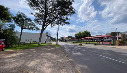 Terrenos com 1.796m² em excelente localização