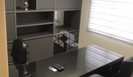 Compre: Sala comercial, no Centro de Novo Hamburgo, já Locada. Ótimo INVESTIMENTO.