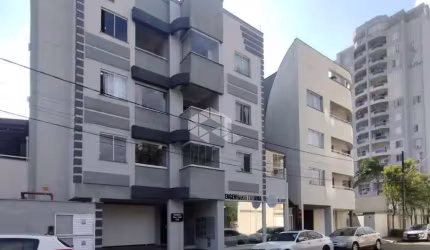 Apartamento 1 suíte + 2 dormitórios/quartos no Centro de Jaraguá do Sul, SC