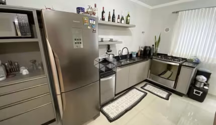 Apartamento 1 Suíte + 1 quarto/dormitório no bairro Amizade em Jaraguá do Sul, SC