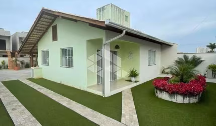Casa térrea mobiliada 2 quartos/dormitórios em Barra Velha - SC