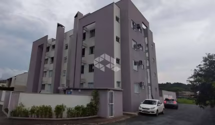 Apartamento 1 suíte + 2 quartos no bairro Rau em Jaraguá do Sul SC