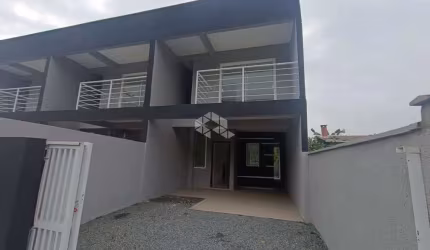 Casa geminada suíte + 1 quarto/dormitório no bairro Rio da Luz, Jaraguá do Sul SC