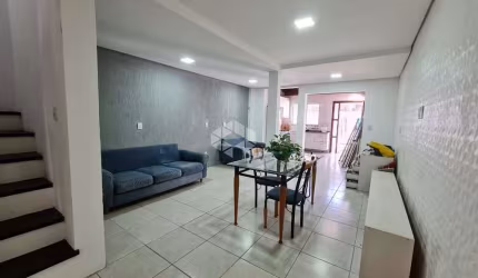 Casa sobrado 3 suítes  na zona sul de Porto Alegre