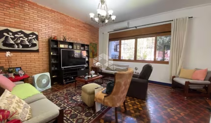 CASA VENDA MENINO DEUS 3 DORMITÓRIOS