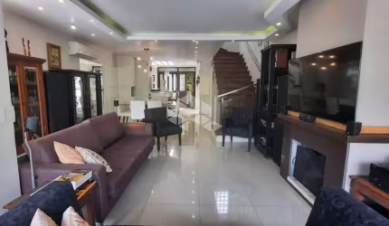 Casa 3 DormsÀ Venda, Vila Jardim, Porto Alegre.