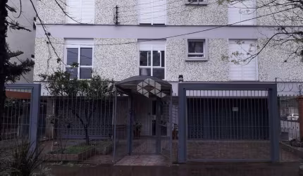 Apartamento 2 dorm, 78,90m2, dependência, localização privilegiada, 1 lance de escada, vaga escriturada