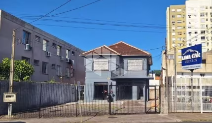 Casa  5 dormitórios, comercial ou residencial no bairro Azenha