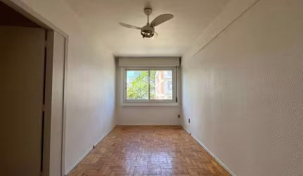 Apartamento com 3 quartos e 70m² à venda em Partenon, Porto Alegre.