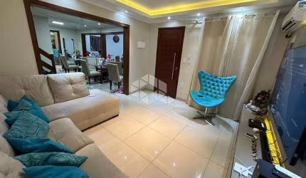 VENDE CASA 2 DORMITÓRIOS GLÓRIA 80m²