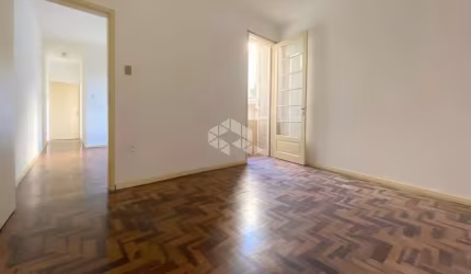 01 dormitório com box escriturado no Petrópolis!