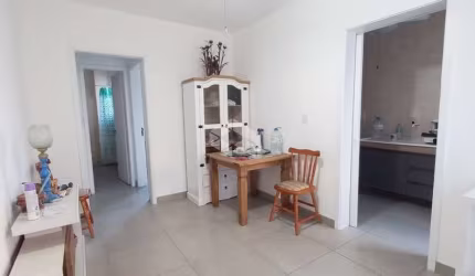 Cobertura com 3 dormitórios, no bairro Menino Deus, Porto Alegre.