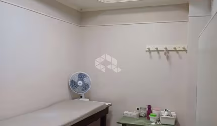 Conjunto Sala/Comercial com 43,37 m² privativos para venda  no  bairro C. Histórico