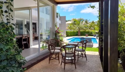 Excelente casa à venda em Jurerê Internacional, com 4 quartos e 550m²