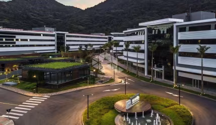 SALA COMERCIAL SQUARE CORPORATE