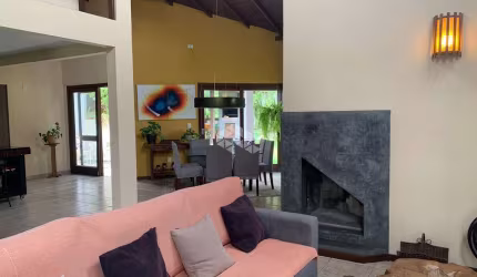 CASA A VENDA NA CACHOEIRA DO BOM JESUS
