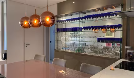 Apartamento à venda de 3 dormitórios em  Jurerê