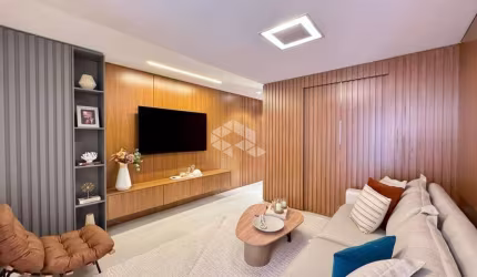 Apartamento  de luxo de 3 suítes à venda em Jurerê  a poucos passos do mar