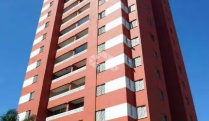 Apartamento á Venda 80m²  02 Dormitórios C/1Suíte C/02 Vagas Carrão