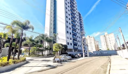Apartamento á venda, 2 dormitórios, C/01 Vaga de garagem